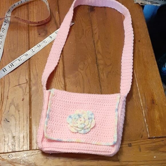 Pink handmade knit purse - Picture 3 of 7
